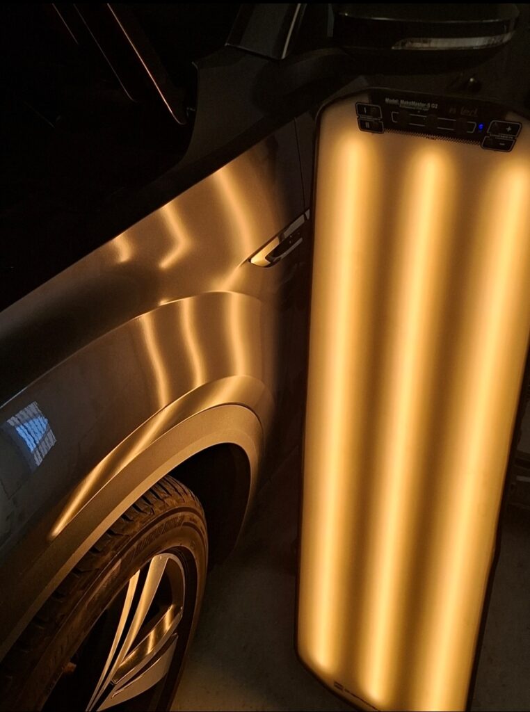 foco encendido en coche